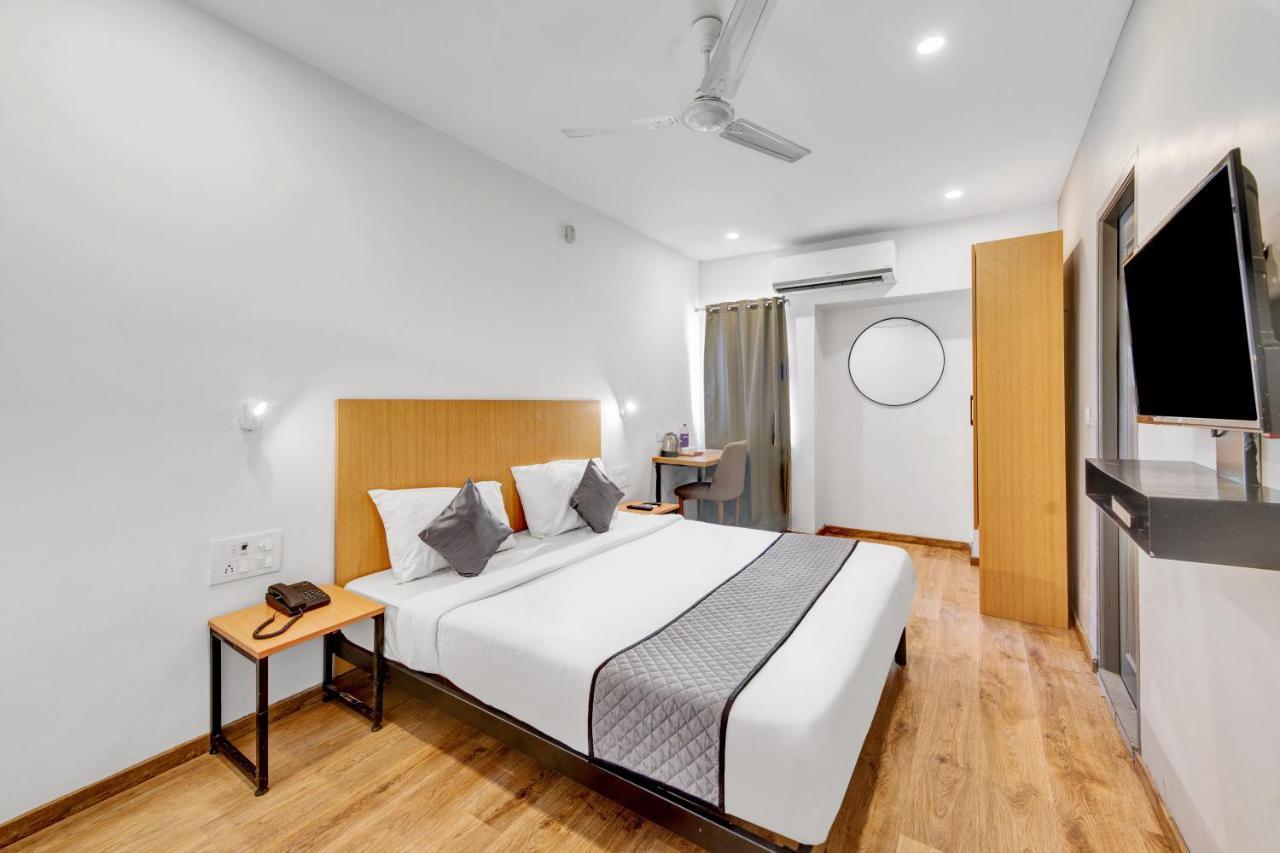 Upar Hotels Uthandi, Ecr Čennai Exteriér fotografie